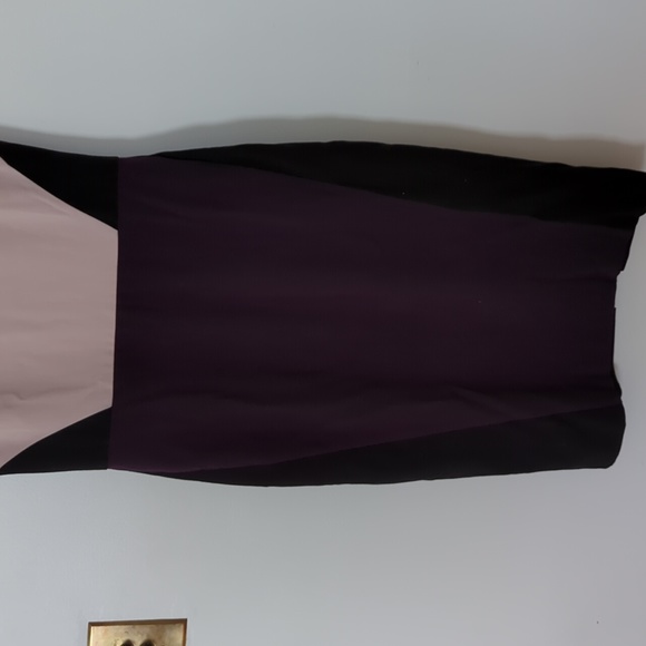 Colorblock Dress - Picture 2 of 6